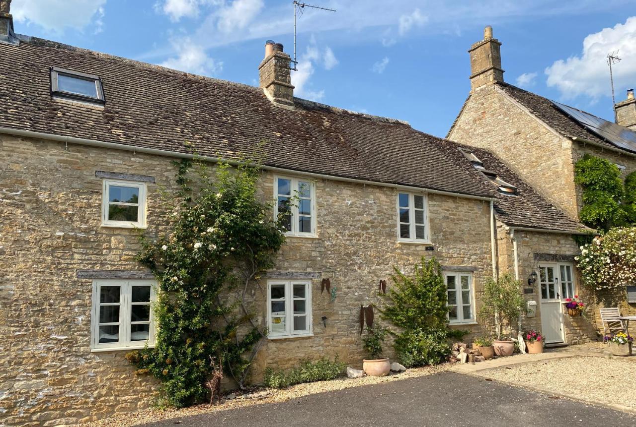 Newmans Cottage Burford Eksteriør billede